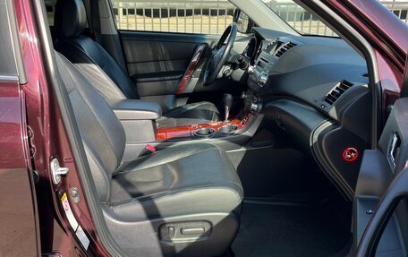 Toyota Highlander III, 2013 год, 3 060 000 рублей, 16 фотография
