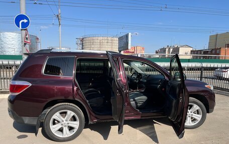 Toyota Highlander III, 2013 год, 3 060 000 рублей, 17 фотография