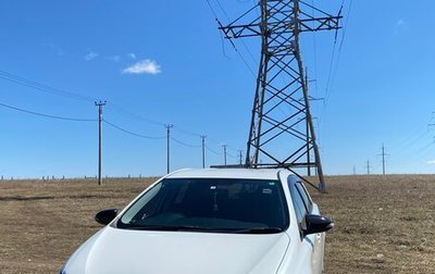 Toyota Auris II, 2014 год, 1 200 000 рублей, 1 фотография