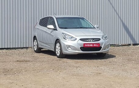 Hyundai Solaris II рестайлинг, 2012 год, 799 000 рублей, 1 фотография
