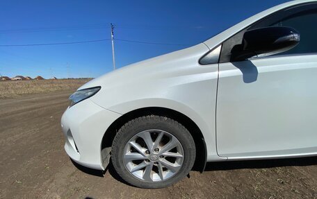 Toyota Auris II, 2014 год, 1 200 000 рублей, 10 фотография