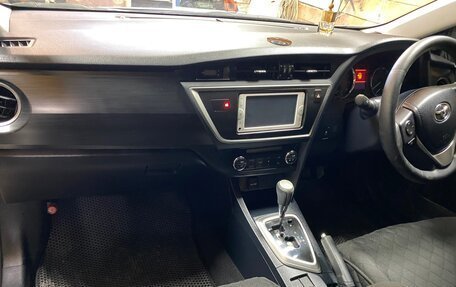 Toyota Auris II, 2014 год, 1 200 000 рублей, 32 фотография