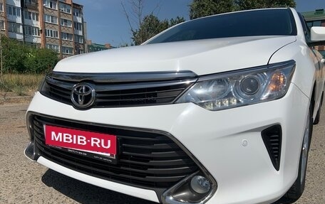 Toyota Camry, 2015 год, 2 260 000 рублей, 2 фотография