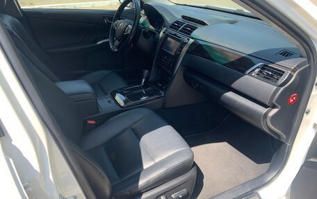 Toyota Camry, 2015 год, 2 260 000 рублей, 14 фотография