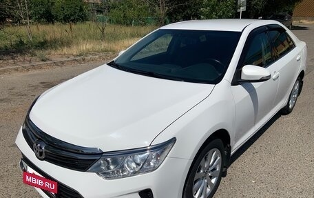Toyota Camry, 2015 год, 2 260 000 рублей, 5 фотография