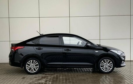Hyundai Solaris II рестайлинг, 2017 год, 1 150 000 рублей, 5 фотография