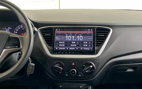 Hyundai Solaris II рестайлинг, 2017 год, 1 150 000 рублей, 18 фотография