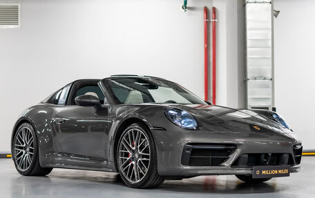 Porsche 911, 2023 год, 25 000 000 рублей, 5 фотография