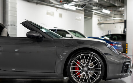 Porsche 911, 2023 год, 25 000 000 рублей, 6 фотография