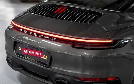 Porsche 911, 2023 год, 25 000 000 рублей, 10 фотография