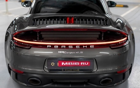 Porsche 911, 2023 год, 25 000 000 рублей, 13 фотография