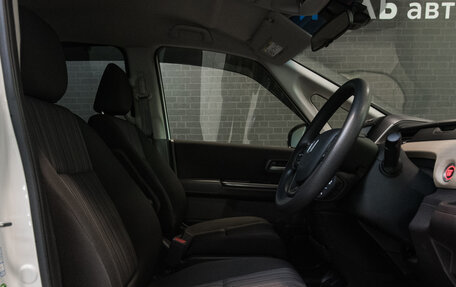 Honda Freed II, 2017 год, 1 801 000 рублей, 8 фотография