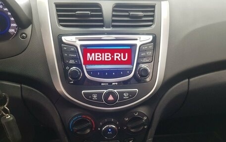 Hyundai Solaris II рестайлинг, 2012 год, 799 000 рублей, 6 фотография
