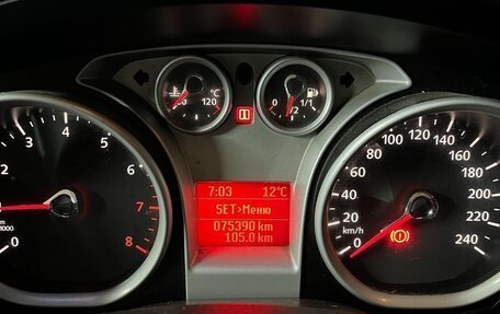 Ford Focus II рестайлинг, 2011 год, 500 000 рублей, 3 фотография