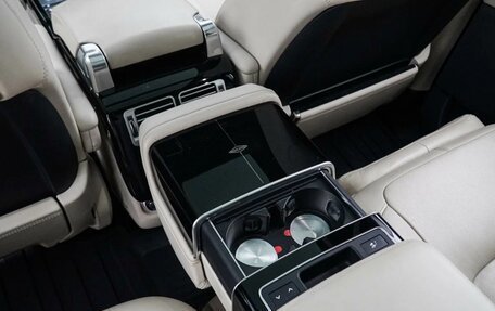 Land Rover Range Rover IV рестайлинг, 2021 год, 12 100 000 рублей, 12 фотография