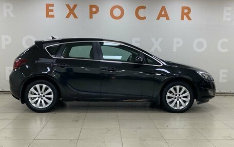 Opel Astra J, 2010 год, 720 000 рублей, 4 фотография
