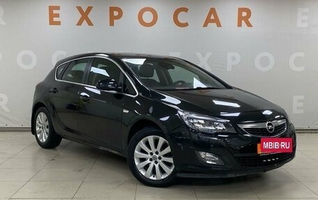 Opel Astra J, 2010 год, 720 000 рублей, 3 фотография