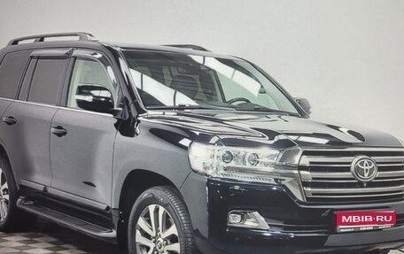 Toyota Land Cruiser 200, 2017 год, 5 850 000 рублей, 1 фотография