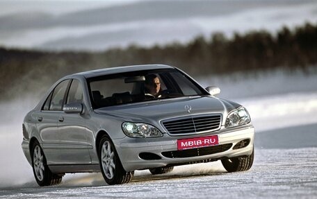 Mercedes-Benz S-Класс, 2004 год, 1 000 000 рублей, 1 фотография