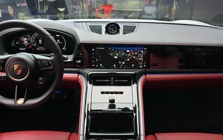 Porsche Panamera, 2024 год, 17 090 000 рублей, 7 фотография