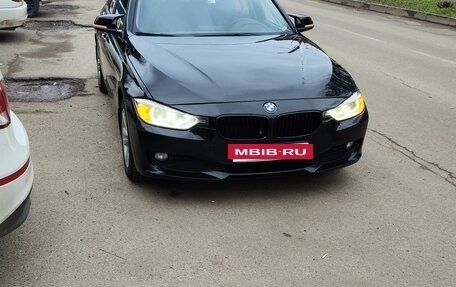 BMW 3 серия, 2014 год, 1 600 000 рублей, 28 фотография