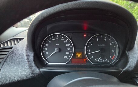 BMW 1 серия, 2010 год, 800 000 рублей, 18 фотография