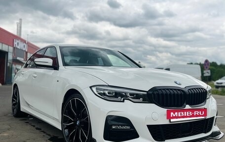 BMW 3 серия, 2019 год, 3 300 000 рублей, 2 фотография