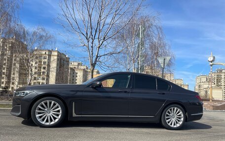 BMW 7 серия, 2019 год, 7 500 000 рублей, 3 фотография