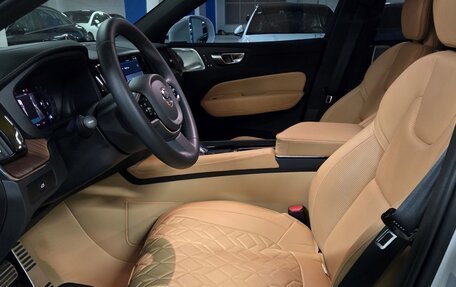 Volvo XC60 II, 2022 год, 3 871 810 рублей, 8 фотография