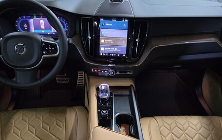 Volvo XC60 II, 2022 год, 3 871 810 рублей, 9 фотография
