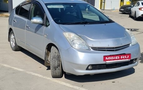 Toyota Prius, 2008 год, 780 000 рублей, 4 фотография