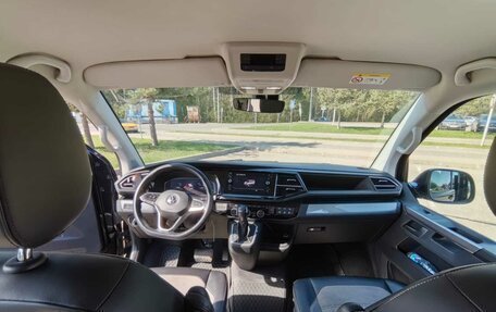 Volkswagen Multivan T6 рестайлинг, 2020 год, 7 900 000 рублей, 8 фотография