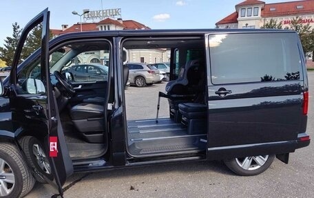 Volkswagen Multivan T6 рестайлинг, 2020 год, 7 900 000 рублей, 7 фотография