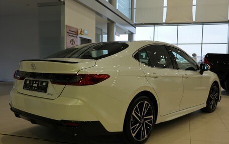 Toyota Camry, 2024 год, 4 650 000 рублей, 5 фотография
