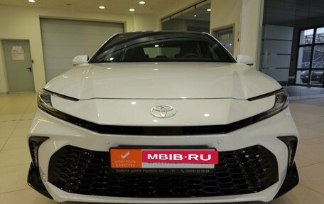 Toyota Camry, 2024 год, 4 650 000 рублей, 2 фотография