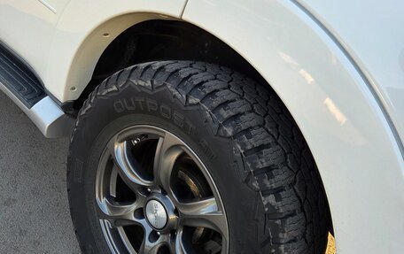 Mitsubishi Pajero IV, 2008 год, 2 100 000 рублей, 8 фотография
