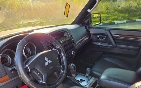 Mitsubishi Pajero IV, 2008 год, 2 100 000 рублей, 12 фотография