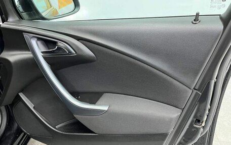 Opel Astra J, 2014 год, 715 000 рублей, 25 фотография