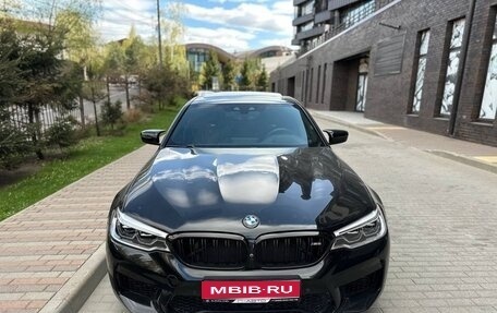 BMW M5, 2018 год, 8 290 000 рублей, 1 фотография