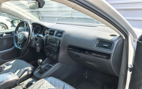 Volkswagen Jetta VI, 2018 год, 1 490 000 рублей, 7 фотография