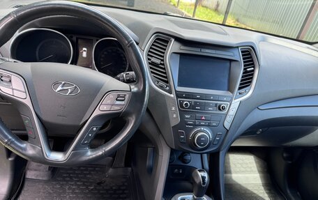 Hyundai Santa Fe III рестайлинг, 2017 год, 2 800 000 рублей, 10 фотография