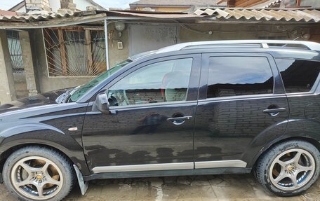 Mitsubishi Outlander III рестайлинг 3, 2007 год, 1 300 000 рублей, 6 фотография