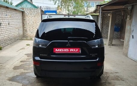 Mitsubishi Outlander III рестайлинг 3, 2007 год, 1 300 000 рублей, 8 фотография