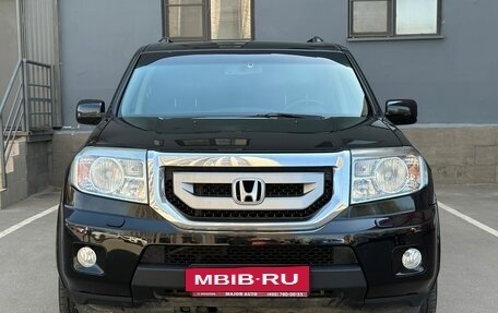 Honda Pilot III рестайлинг, 2011 год, 1 700 000 рублей, 3 фотография
