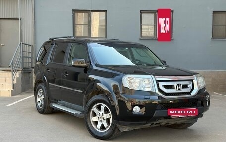 Honda Pilot III рестайлинг, 2011 год, 1 700 000 рублей, 2 фотография
