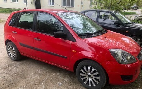 Ford Fiesta, 2007 год, 370 000 рублей, 2 фотография