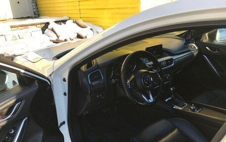 Mazda 6, 2017 год, 2 200 000 рублей, 12 фотография