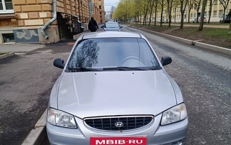 Hyundai Accent II, 2004 год, 300 000 рублей, 2 фотография