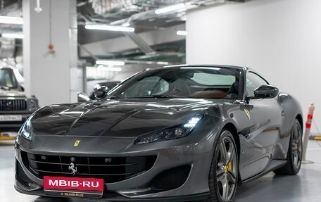 Ferrari Portofino, 2019 год, 19 000 000 рублей, 2 фотография