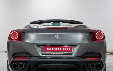 Ferrari Portofino, 2019 год, 19 000 000 рублей, 14 фотография